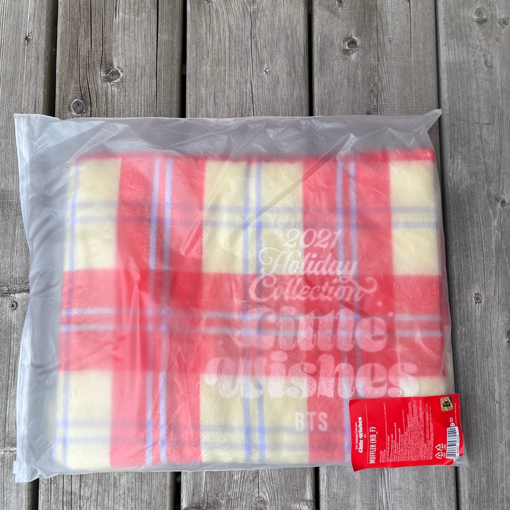 BTS Official Little Wishes Muffler Red No Photocard